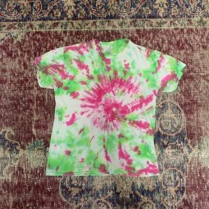 Hanes tie dye tshirt